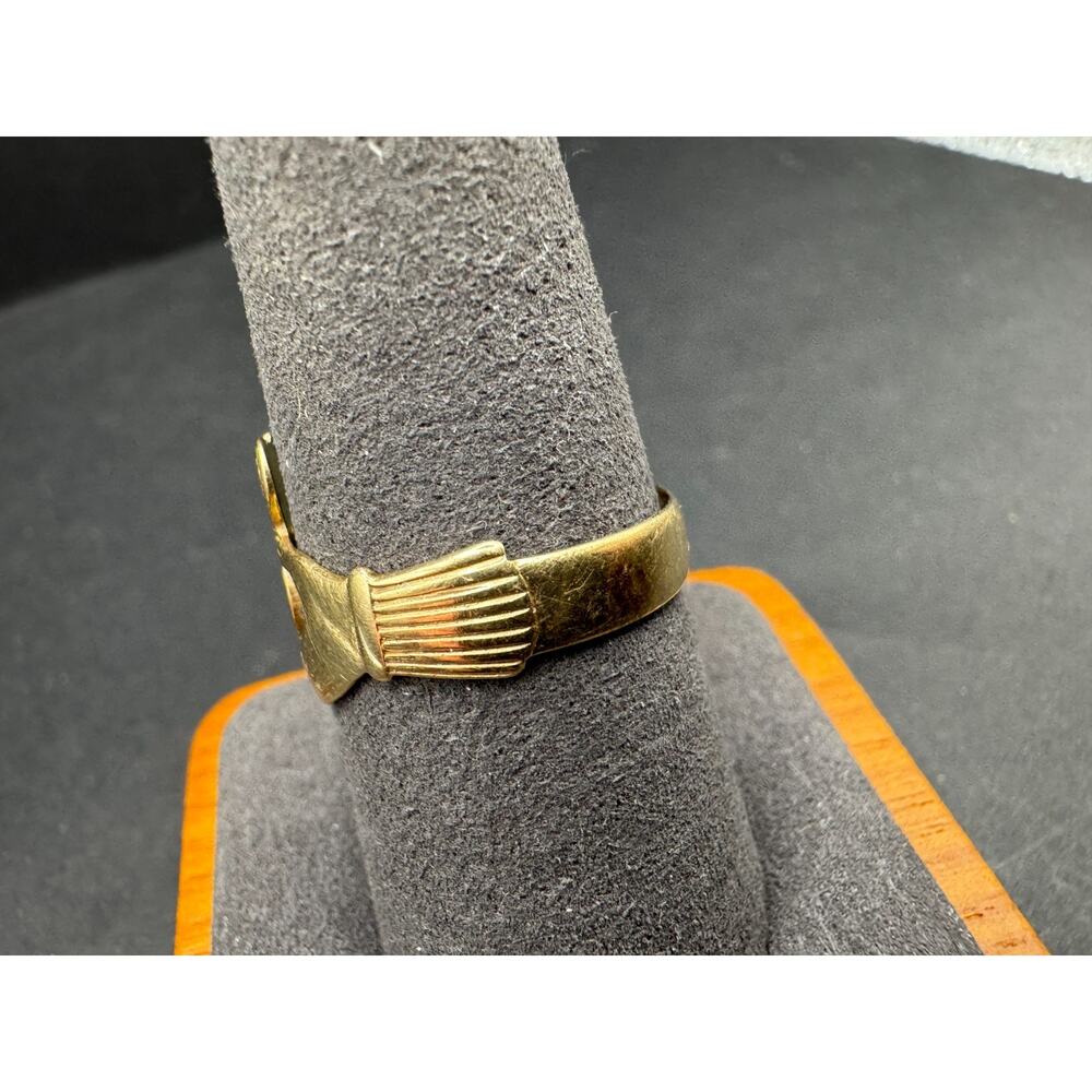 Vintage Solid 9k Yellow Gold Claddagh Ring Irish English Size 9.5 - Picture 5 of 11